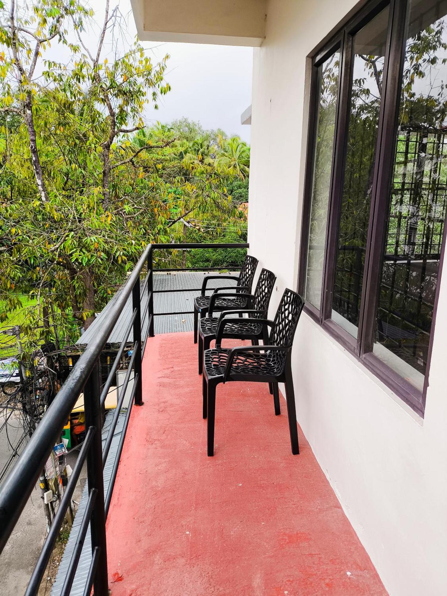 Hostel Stayzo Kochi Bagian luar foto